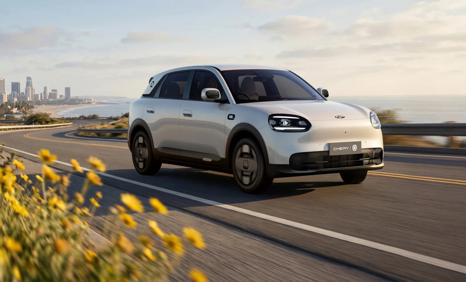 Chery Q on a coastal road